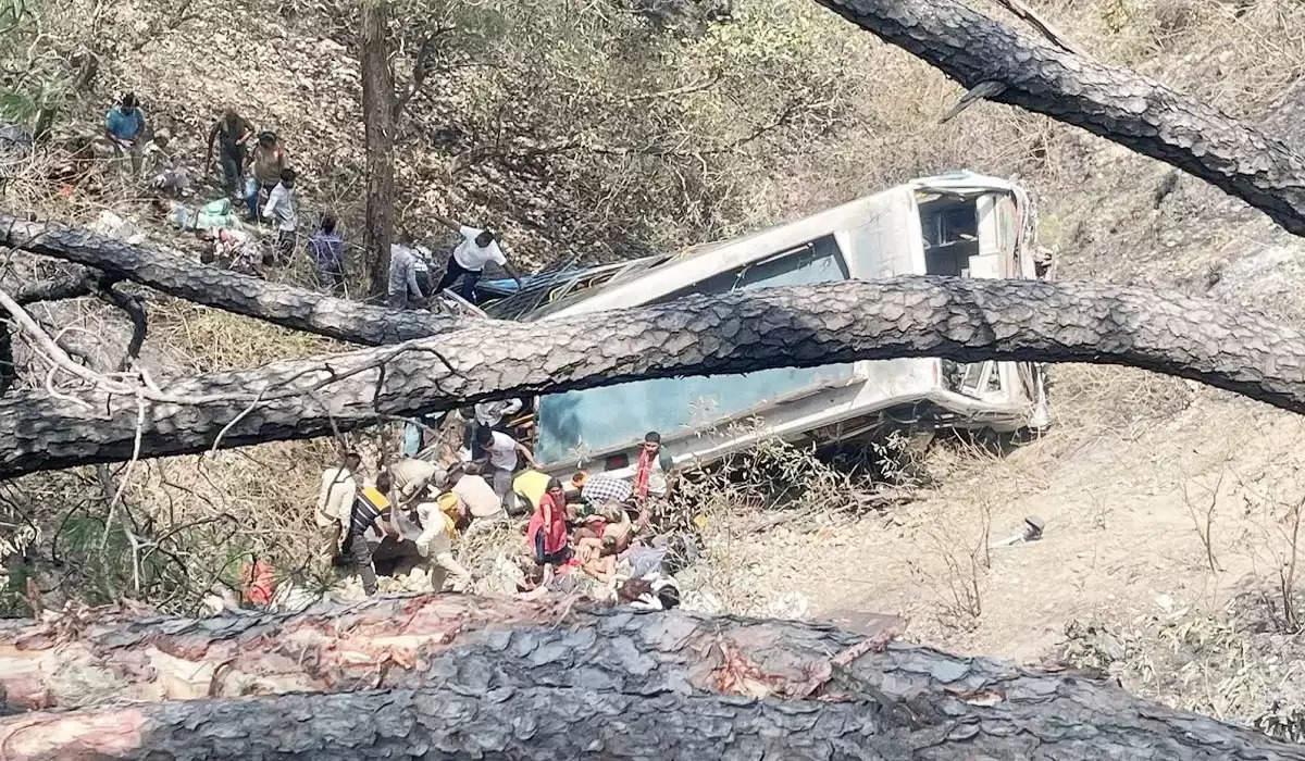Jammu Kashmir Tourist Bus Accident