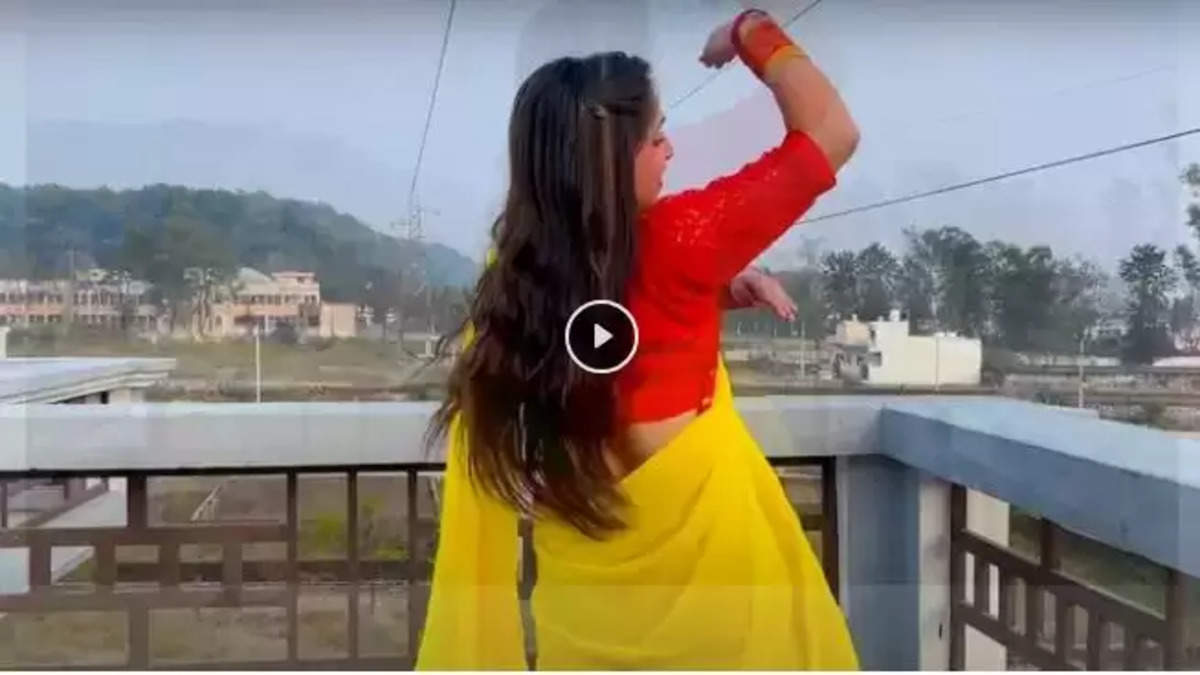 Bhabhi Viral Dance